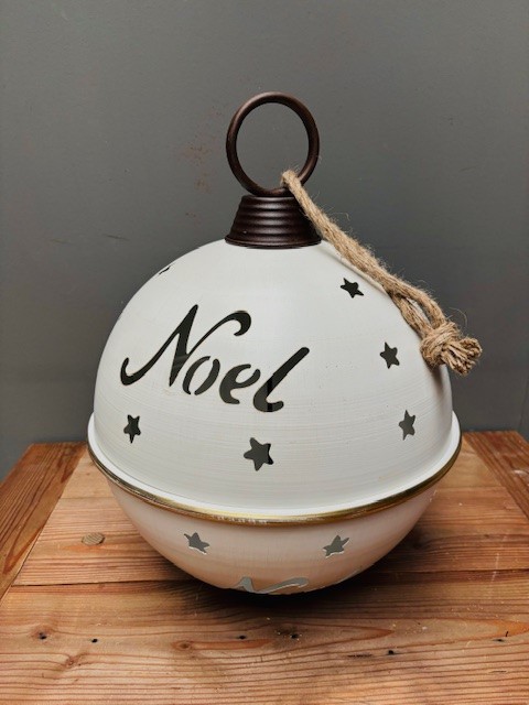 IJzeren kerstbal: Noël